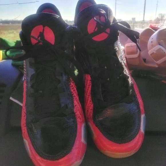 Jordan 38 (custom) - Picture 2 of 12